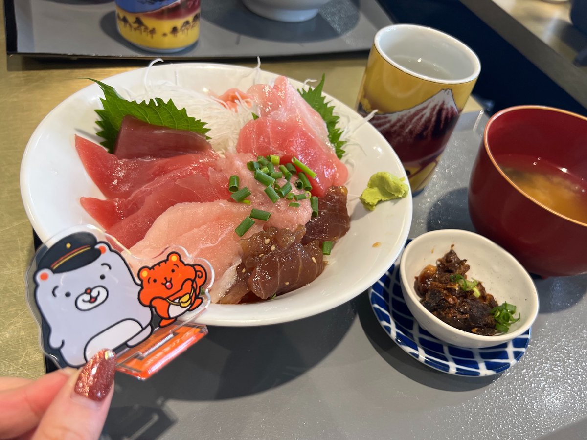 静岡グルメも満喫っ‼️ 静岡といえば…お茶🍵 茶っふるとドリンクセット