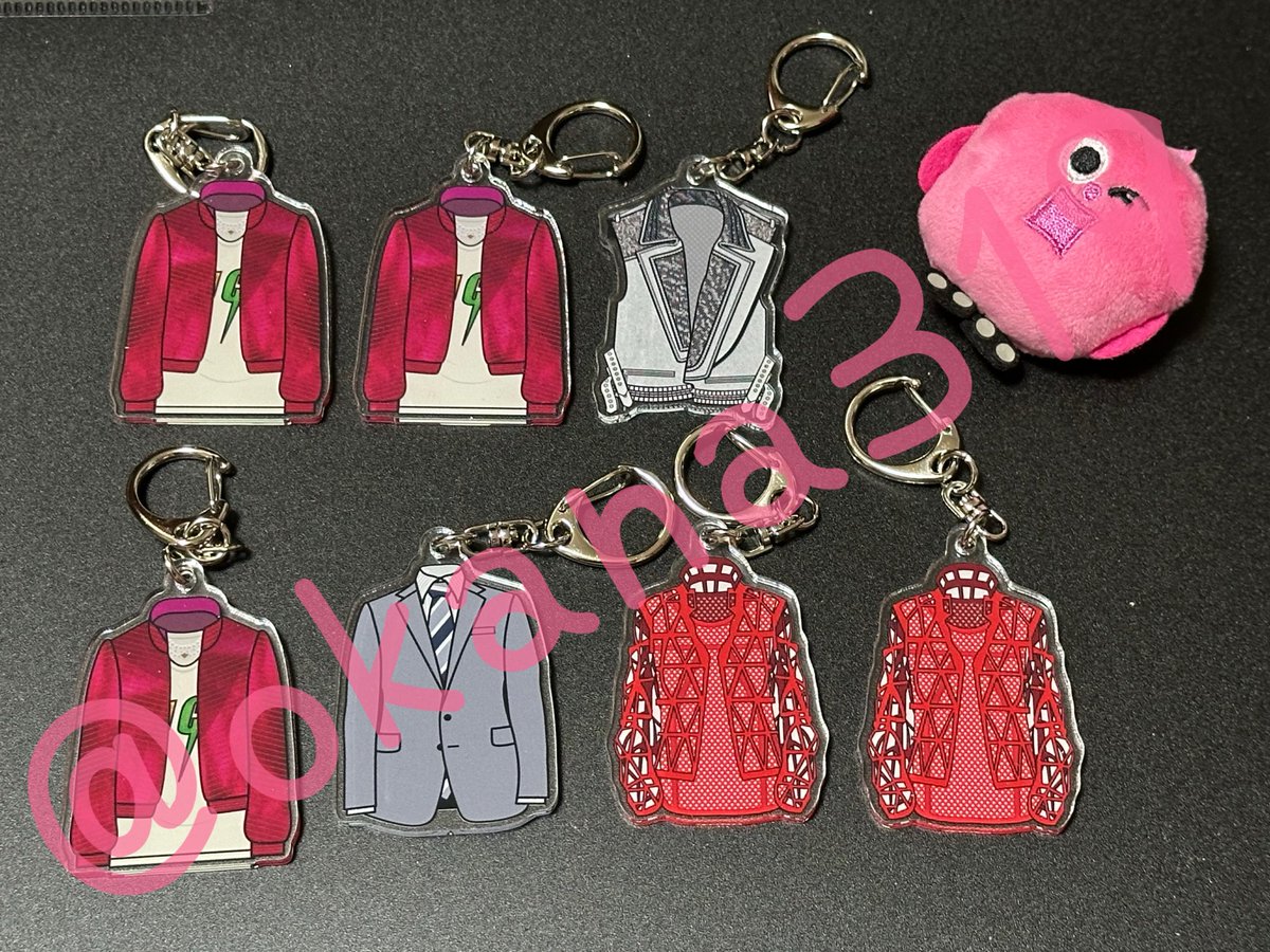 okana319's tweet photo. Kis-My-Ft2 TheCouture
キスマイ衣装展 アクリルキーホルダー
衣装ルックキーホルダー

【譲】画像1枚目
HOME🩵ICECREAM🟡Flamingo🦩
舞祭組スーツ
【求】画像2枚目
CHEAT💛宮田法被💜

ミューコロ🩷は無限回収
8/10横アリ都内手渡しで交換できる方
#キスマイTheCouture
#キスマイ衣装展
#キスマイ交換 https://t.co/4BBdjRmWuk