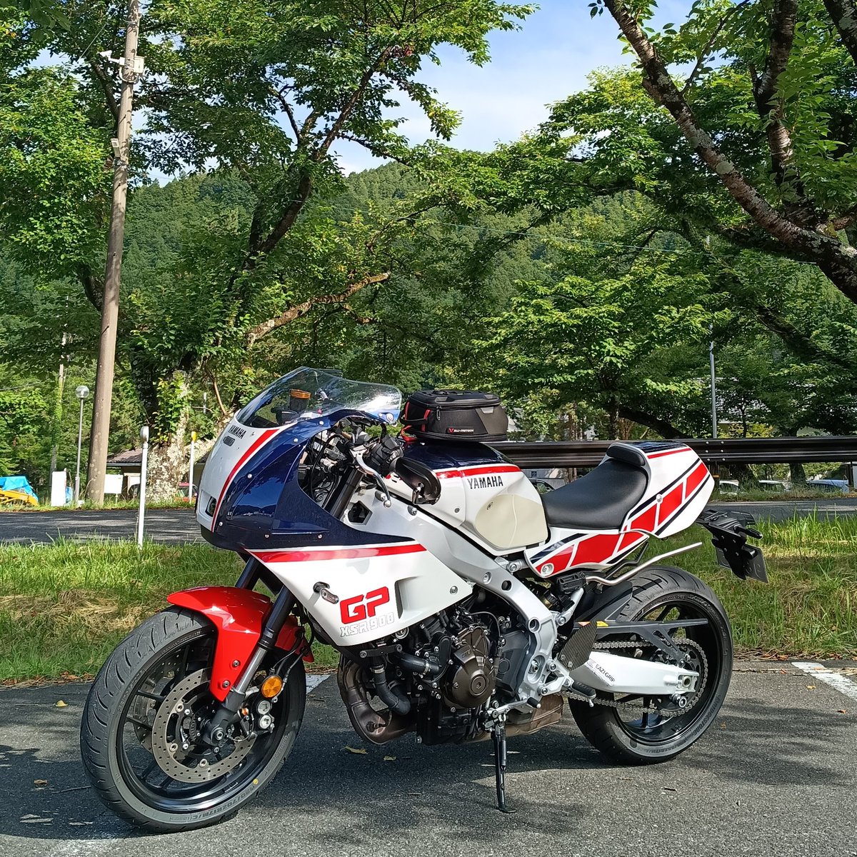 Todorovski13's tweet photo. 移植後512, 生着後498, 体重68.9kg
約2.5ヶ月ぶりのGPさん
🪫充電⚡️🔌🔋して
🛞適正空気圧にして
今シーズンは、より一層FZに寄せてみた。
#xsr900gp
#roadster
#MSpR
#whodareswins
#bcrablall
#急性リンパ性白血病 https://t.co/JY8qsZndNj