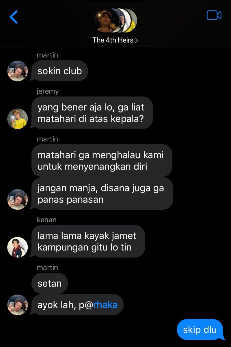 Ly_Jula660's tweet photo. 21. gamau gamau tapi tetep harus jalan, yang penting ada pak tomo https://t.co/PXL1DaRA5V