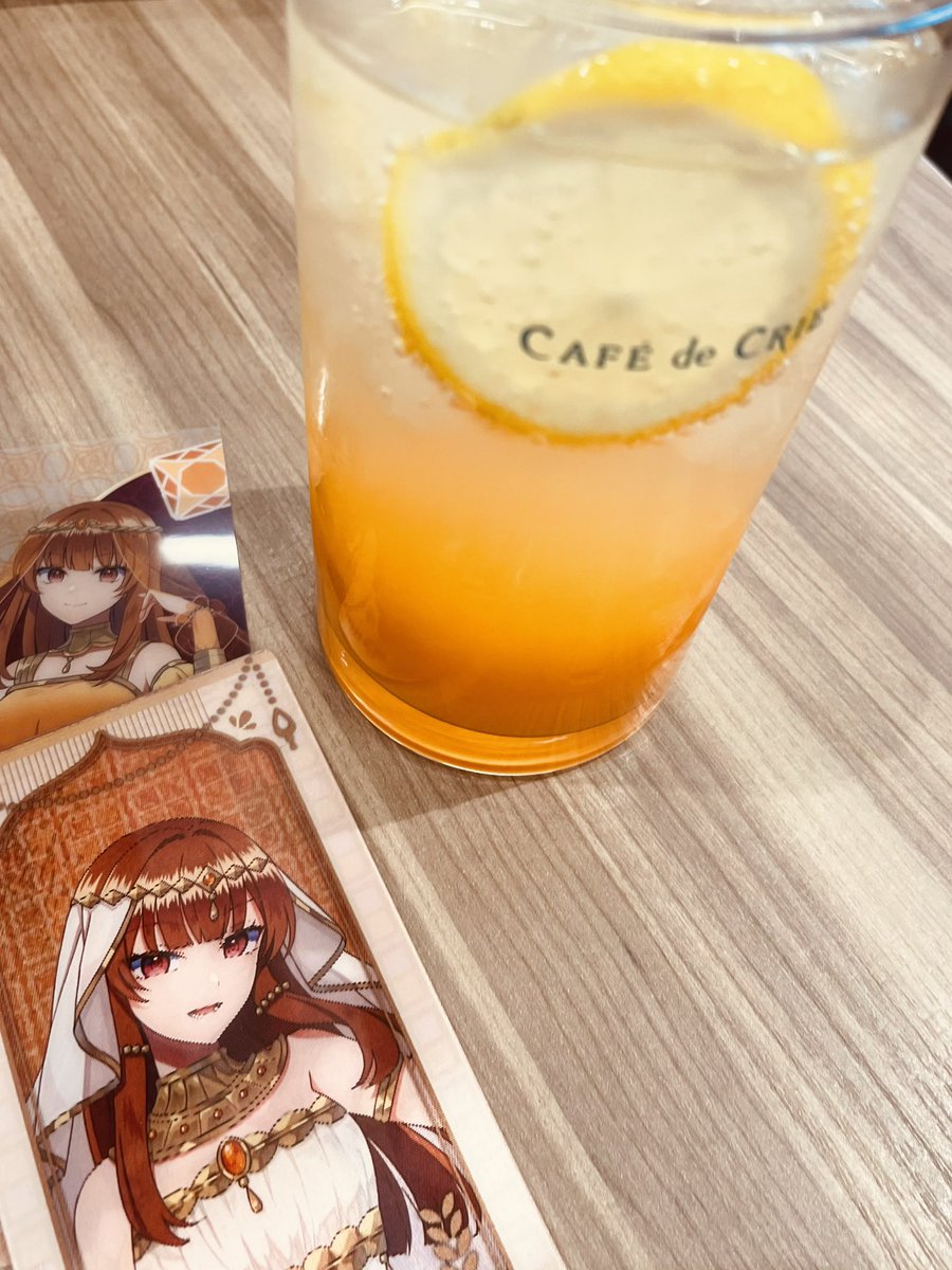 ukky_731's tweet photo. アニメイトのオンリーショップ🍑
姪の推し活をいっしょに楽しんできました。グッズや展示物も沢山あって喜んでくれたみたいで良かった☺️
楽しいことを共感できるって嬉しいね https://t.co/vEngnrpGkx