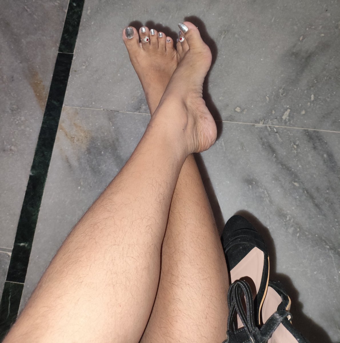 GoddessNeha12's tweet photo. Online session available 
Pic and custom video available🦵🦵 
Dm on telegram 
@MissNehhaa https://t.co/IX8CUEQZ4j