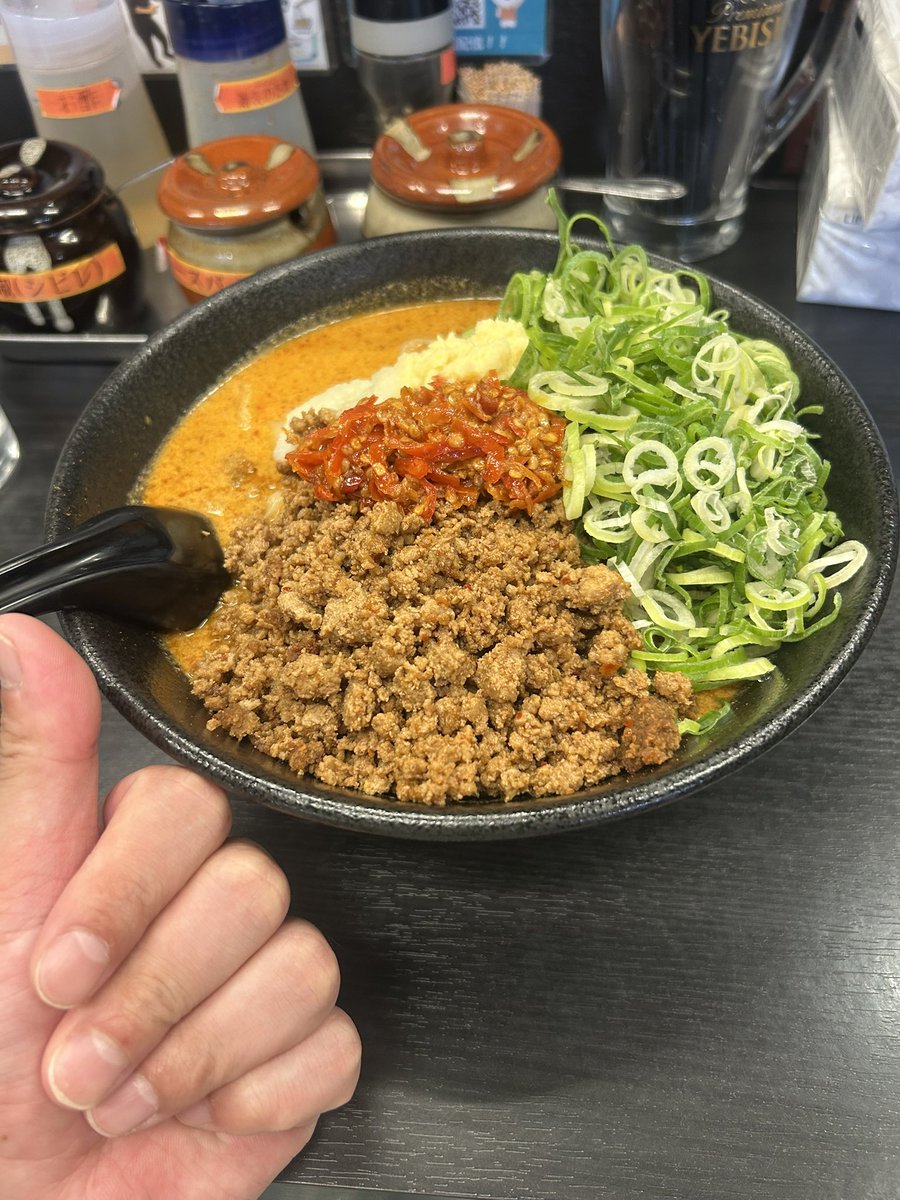 junk5315's tweet photo. 坦々麺辛味30倍頂きます🙏🍜 https://t.co/BykQ860b50