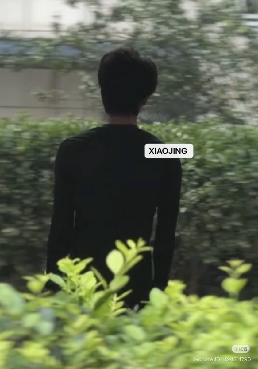 BZhoukeyu's tweet photo. ละมีคนถ่ายน้องเคอกับรีอาห์สิ่งคือตอนนี้หลานสูงมากละจากเด็กตัวน้อยๆน้องโตไวมากจริงๆ😭 https://t.co/O9FwEy8Mk1
