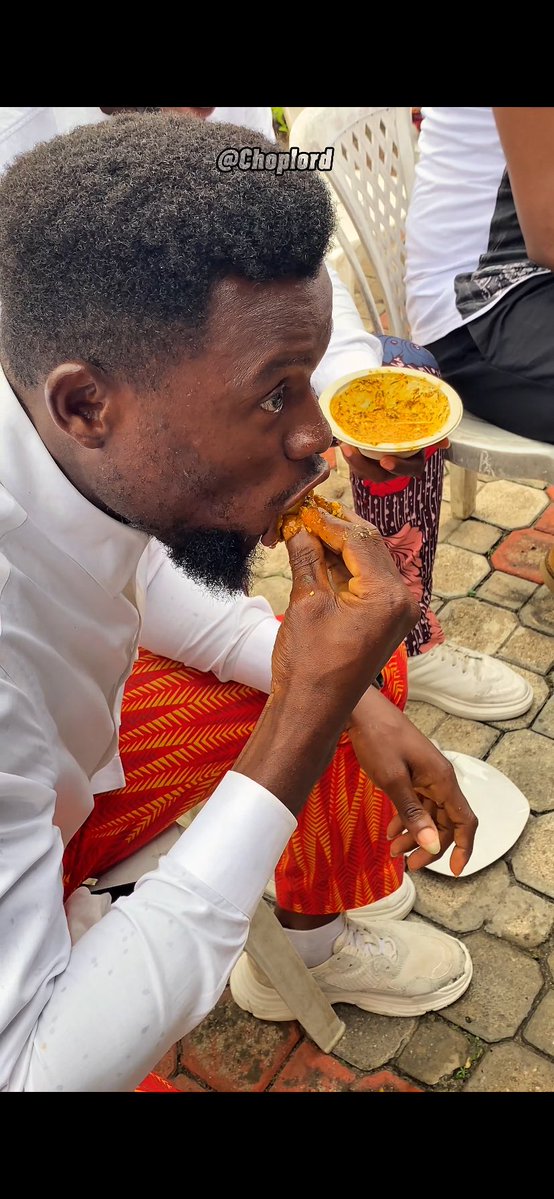 Choplord26's tweet photo. My favorite food is Garri and Soup 🍛🙀 https://t.co/gw6kFEgHP3