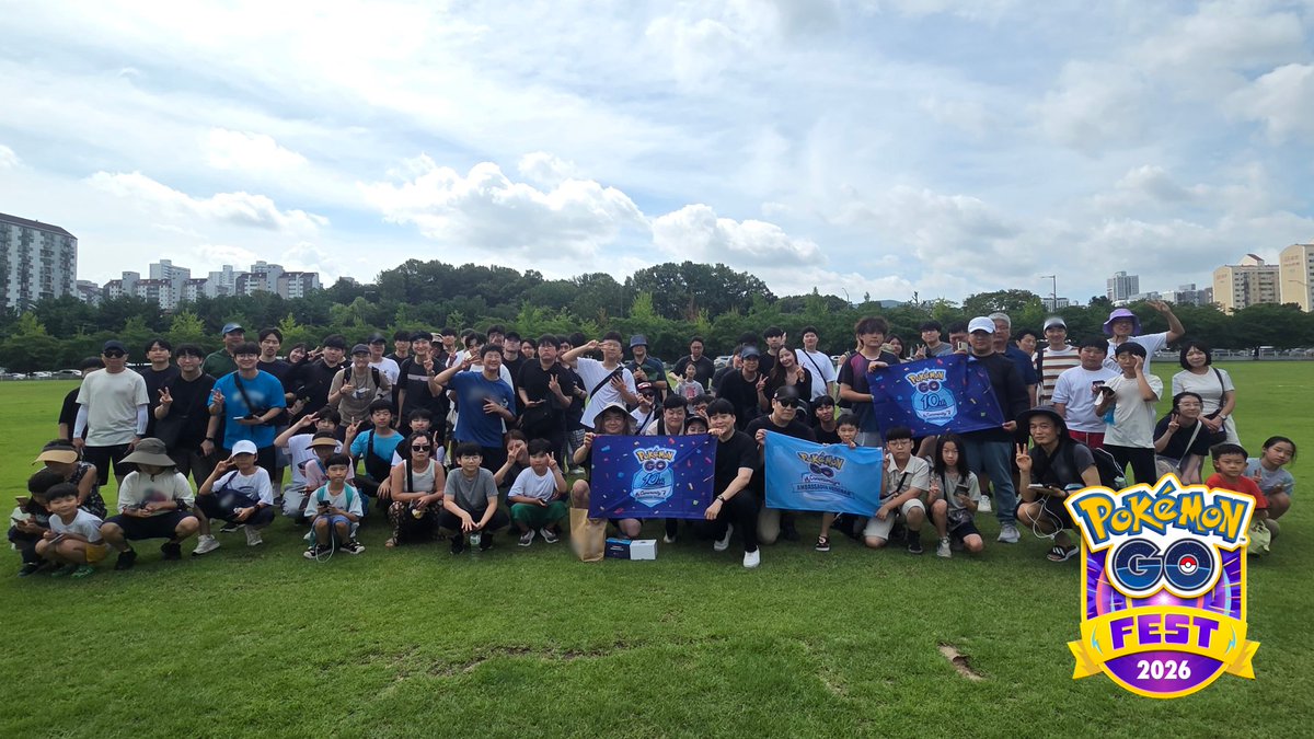 pokemongoappko's tweet photo. ⠔⋰
"Pokémon GO Fest 2026: 글로벌"
⠢⋱ 
 
첫째 날을 함께해 주셔서 감사합니다✨
서울 반포한강공원 부스에 많은 트레이너 여러분이 모여 주셨어요💙
 
이번에 잡은 포켓몬을 댓글로 알려 주세요👀
 
내일도 서울 반포항강공원에서 부스를 운영할 예정입니다📍
함께 모험이 가득한 하루를 보내 봐요⚡
 
*☼*――――*☼*―――――*☼*
 
미트업 기획에 관심이 있으시다면
#커뮤니티앰버서더 에 지원하세요🚩
 
👇👇👇
https://t.co/KRlbKMd5Uq
👆👆👆
 
#포켓몬GO #PokemonGOFest2026
