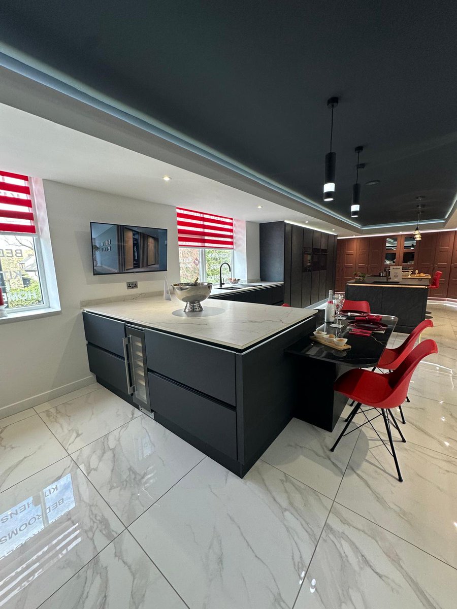 DirectKitchens1 tweet picture
