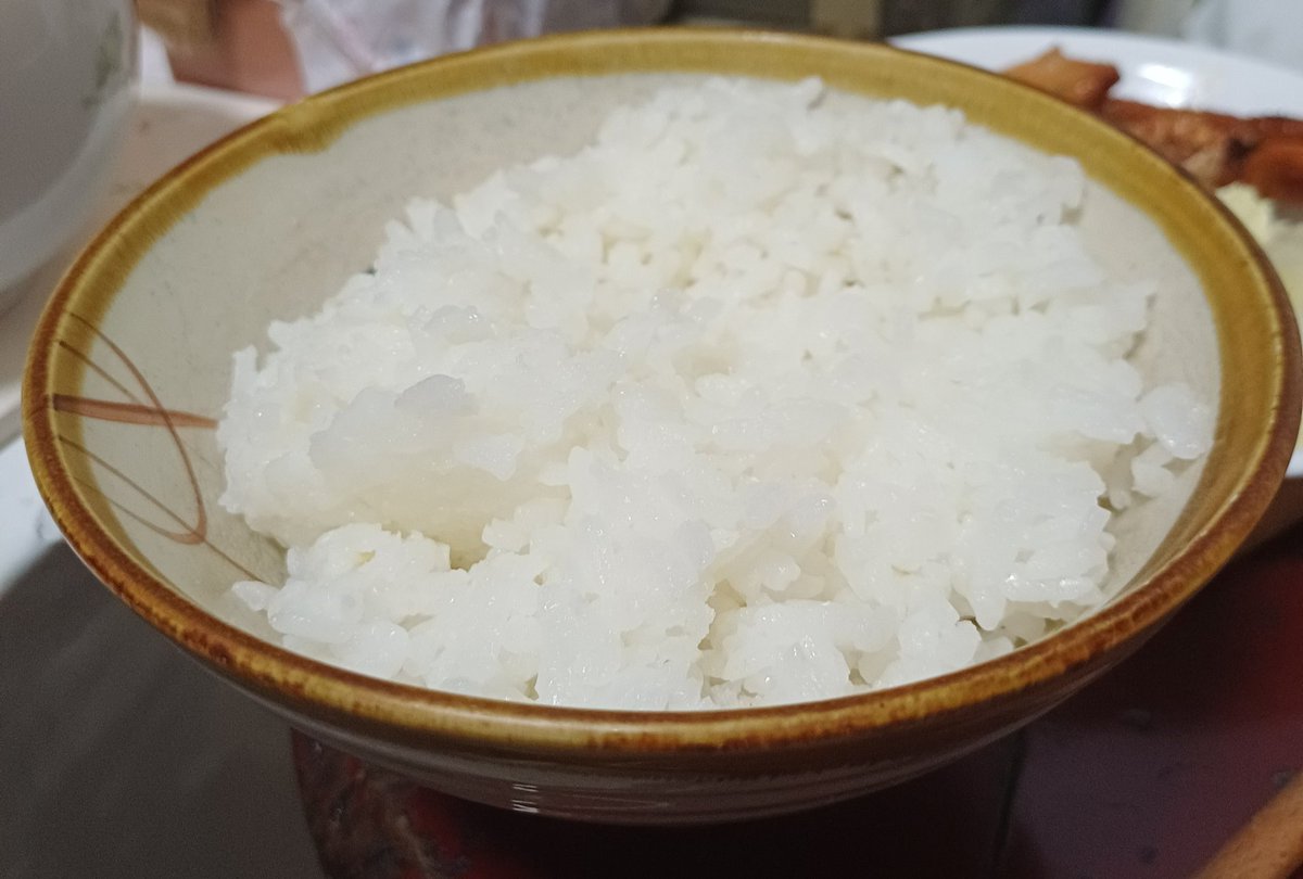 wkpbcaph1's tweet photo. 晚餐：🍚🍦
夕食:🍚🍦 https://t.co/uWsqpCf5xV