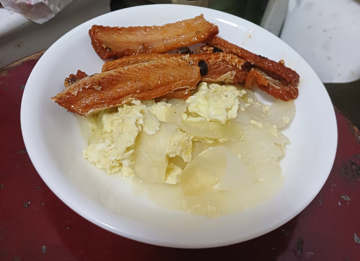 wkpbcaph1's tweet photo. 晚餐：🍚🍦
夕食:🍚🍦 https://t.co/uWsqpCf5xV