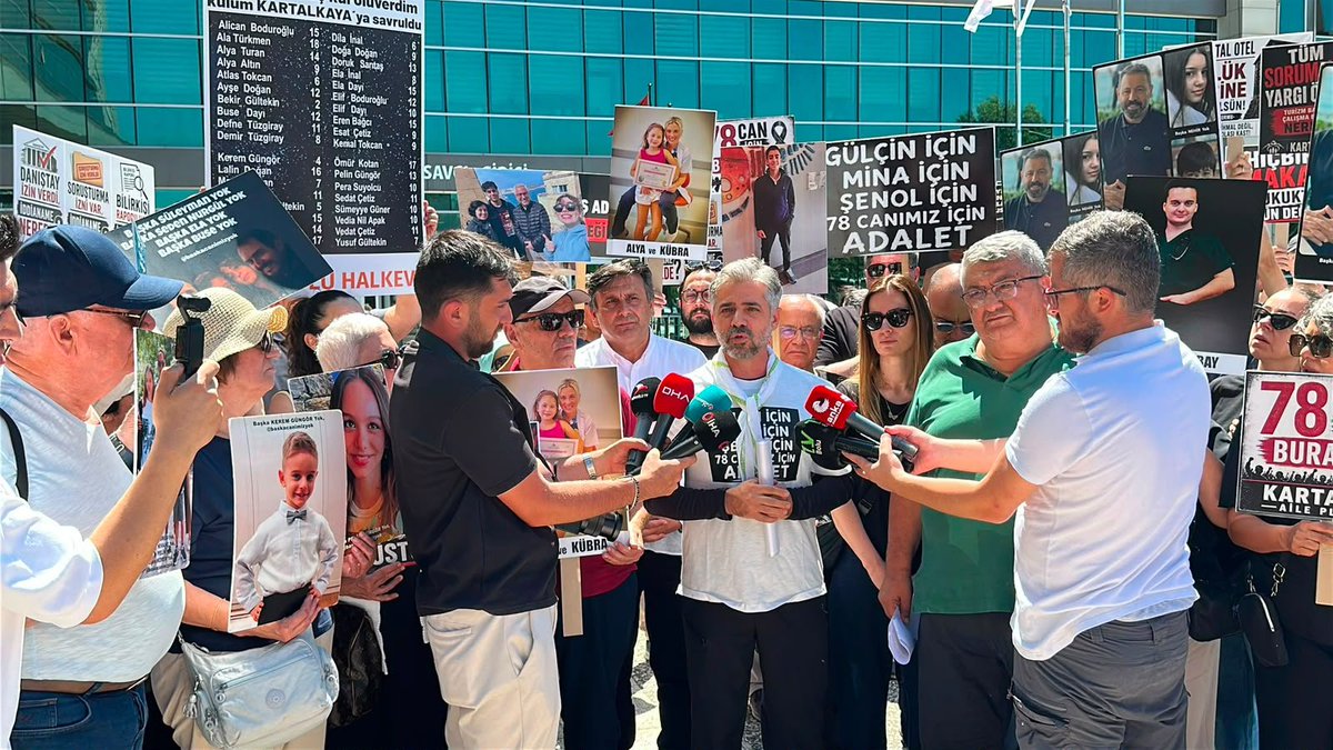 TurkerAtes14's tweet photo. Bolu Kartalkaya Yangın Faciası’nda yakınlarını kaybeden aileler adalet aramak için Ankara'ya yürüyor.

Bu felakette sorumluluğu bulunan Kültür ve Turizm Bakanlığı ve Çalışma ve Sosyal Güvenlik Bakanlığı temsilcilerinin yargılanması talebine dikkat çekmek, seslerini duyurmak https://t.co/ujql06sQRk