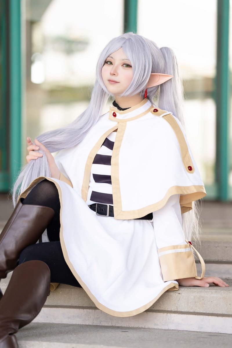 copi_589's tweet photo. 【Cosplay/葬送のフリーレン】

私に何か用かな？

photo▷@Smilemakertaka7 

#アコスタATC https://t.co/Plo4k4kQAk