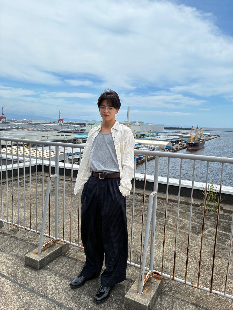 asahihamada_id's tweet photo. [110726] ASAHI's message on Weverse DM  💬

😺: 📷 x3
😺: ini musim panas, kan? 
😺: maaf yaa, aku gabisa buka mata. soalnya silau banget nih (cahayanya terlalu terang)

— mimin juga silau sama ketampanan asahi nih 🫡💕

#TREASURE #트레저 #ASAHI #아사히 #朝光 @treasuremembers https://t.co/1M5Ypkf0Sf