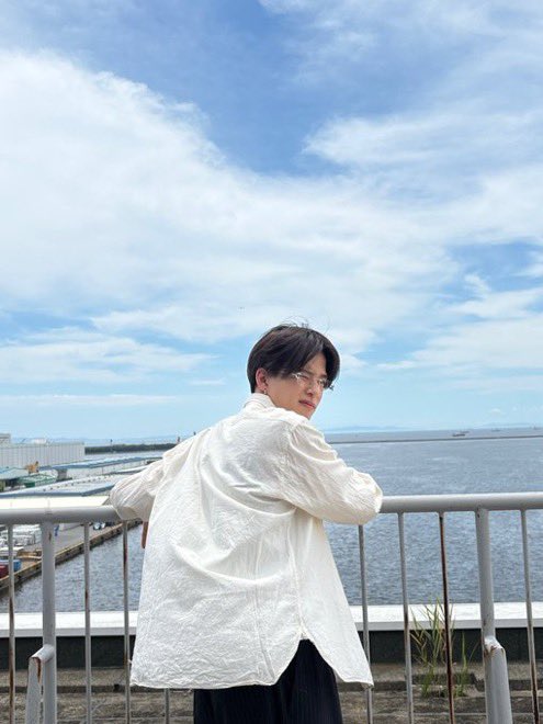 jginie_j's tweet photo. 이 남자 못 가지면 한 맺혀서 죽어서도 구천을 떠돌�� https://t.co/4ZUjN8XOqd