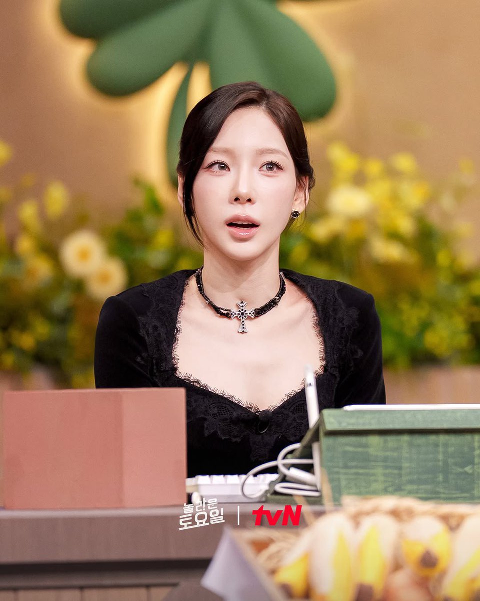 TAEYEONsmtown's tweet photo. 📢 tvN <놀라운 토요일> #태연

⏰ 오늘 밤 7시 40분 
🔗 https://t.co/ssFZbjKWZs 

#TAEYEON
#GirlsGeneration #소녀시대
#놀라운토요일 https://t.co/otJWOaNsUB