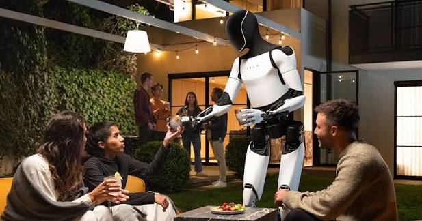 MarsUniversityX's tweet photo. Elon Musk predicts a future where humanoid robots outnumber humans 2:1 or even 3:1:

"I think the humanoid robot opportunity is the single biggest opportunity ever. I think the ratio of humanoid robots to humans is gonna be at least two-to-one, maybe three-to-one, cause everybody will want one and then there'll be a bunch of robots that will be making goods and services."
