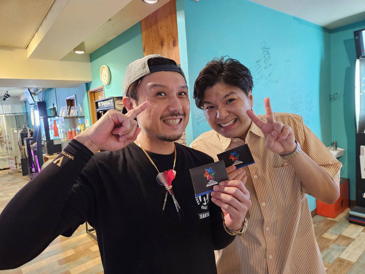 kenpipi_darts's tweet photo. エリアチャンピオンシップ
一次予選は通過ー
けんぴっぴ
けんぱっぱ

蕨　ヘッドロック様
円滑な運営
コントロール
ありがとうございました

二次予選も宜しくな兄弟 https://t.co/UzTgG25L5i