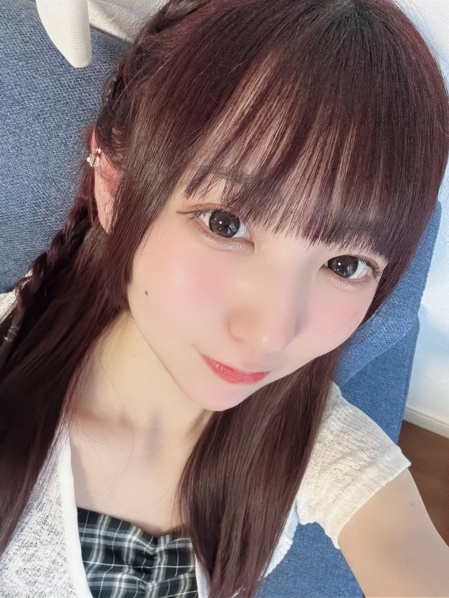 ayu__o4's tweet photo. 本日のお顔！ https://t.co/KFvarb0mWZ