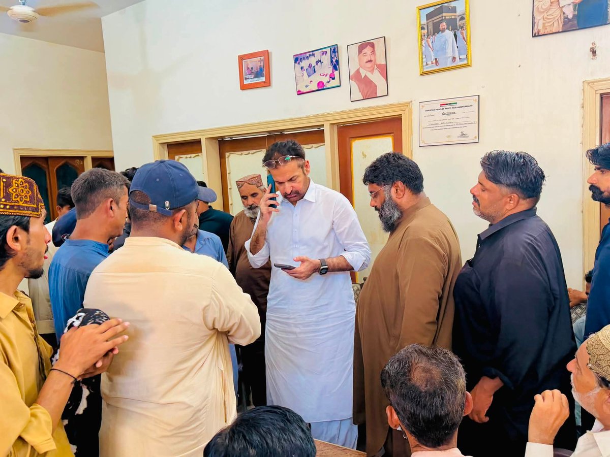 fzbhutto's tweet photo. PPP MPA @drsikandarshoro is meeting with the people of his constituency at #ShoroHouseKotri, listening to their concerns firsthand and working towards practical solutions. Public service begins by staying connected to the people. #PS78 🇱🇾 #Kotri #PublicDay #PPPservingPeople 🇵🇰 https://t.co/cLyQowrBOj