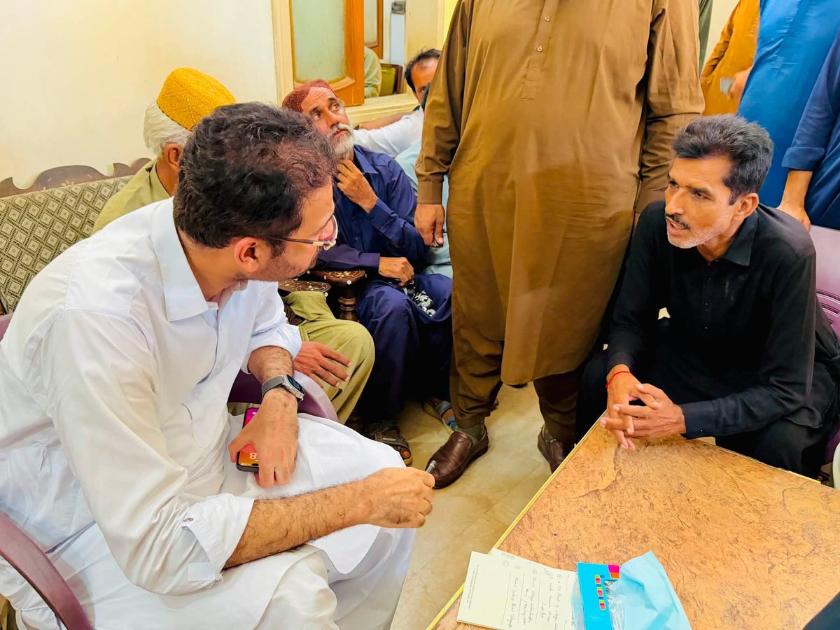 fzbhutto's tweet photo. PPP MPA @drsikandarshoro is meeting with the people of his constituency at #ShoroHouseKotri, listening to their concerns firsthand and working towards practical solutions. Public service begins by staying connected to the people. #PS78 🇱🇾 #Kotri #PublicDay #PPPservingPeople 🇵🇰 https://t.co/cLyQowrBOj