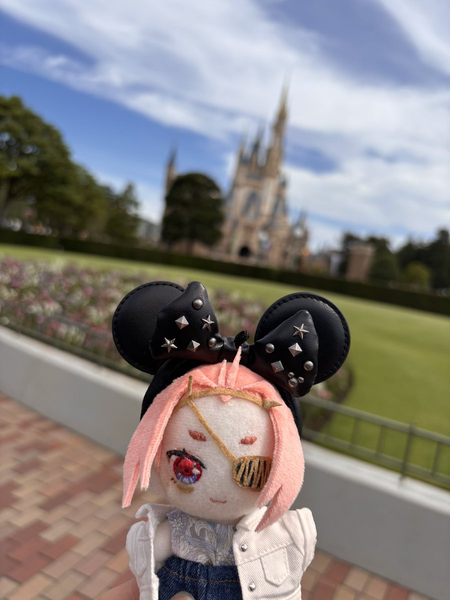 kara_age_nmai's tweet photo. 🏰🐭🍺 https://t.co/Kow9hWRmsD
