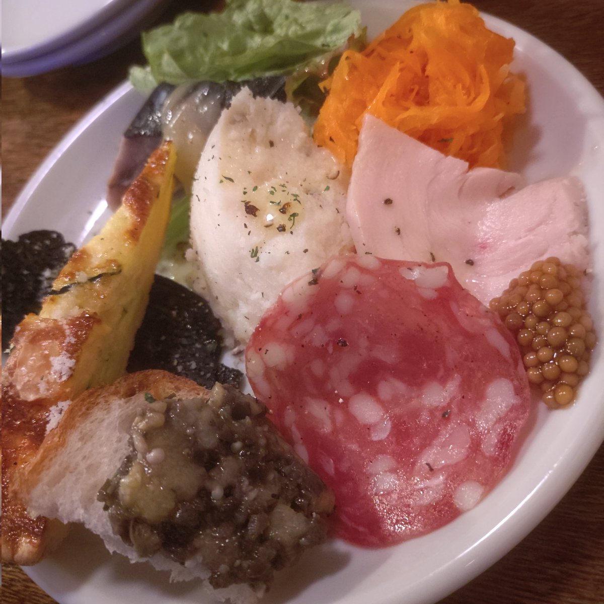 QmorryQ's tweet photo. パイレーツ感謝祭楽しかった
皆さまありがとうございました！
軽く飲んで帰る
#UNEXTパイレーツ #Mリーグ https://t.co/P7EtmO31Sk