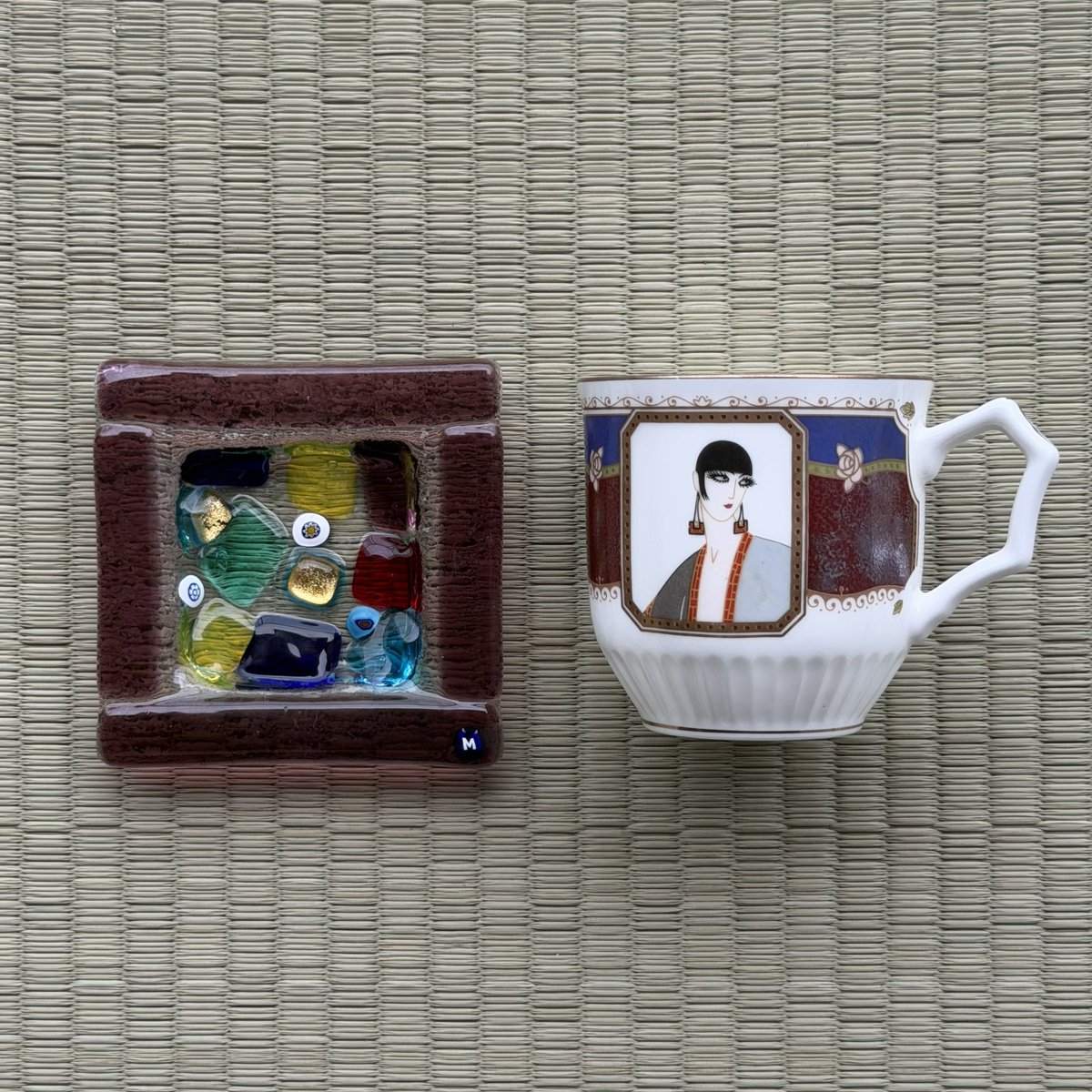 saintgumi's tweet photo. the newest addition to my teacup collection which i thrifted :3 https://t.co/ucshYxalZs