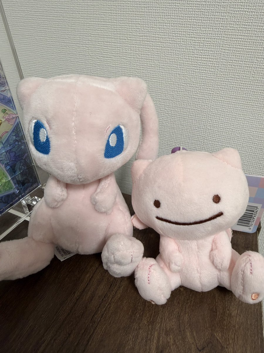abc_oxox's tweet photo. ミュウとメタモン https://t.co/HSqpjkmKeH