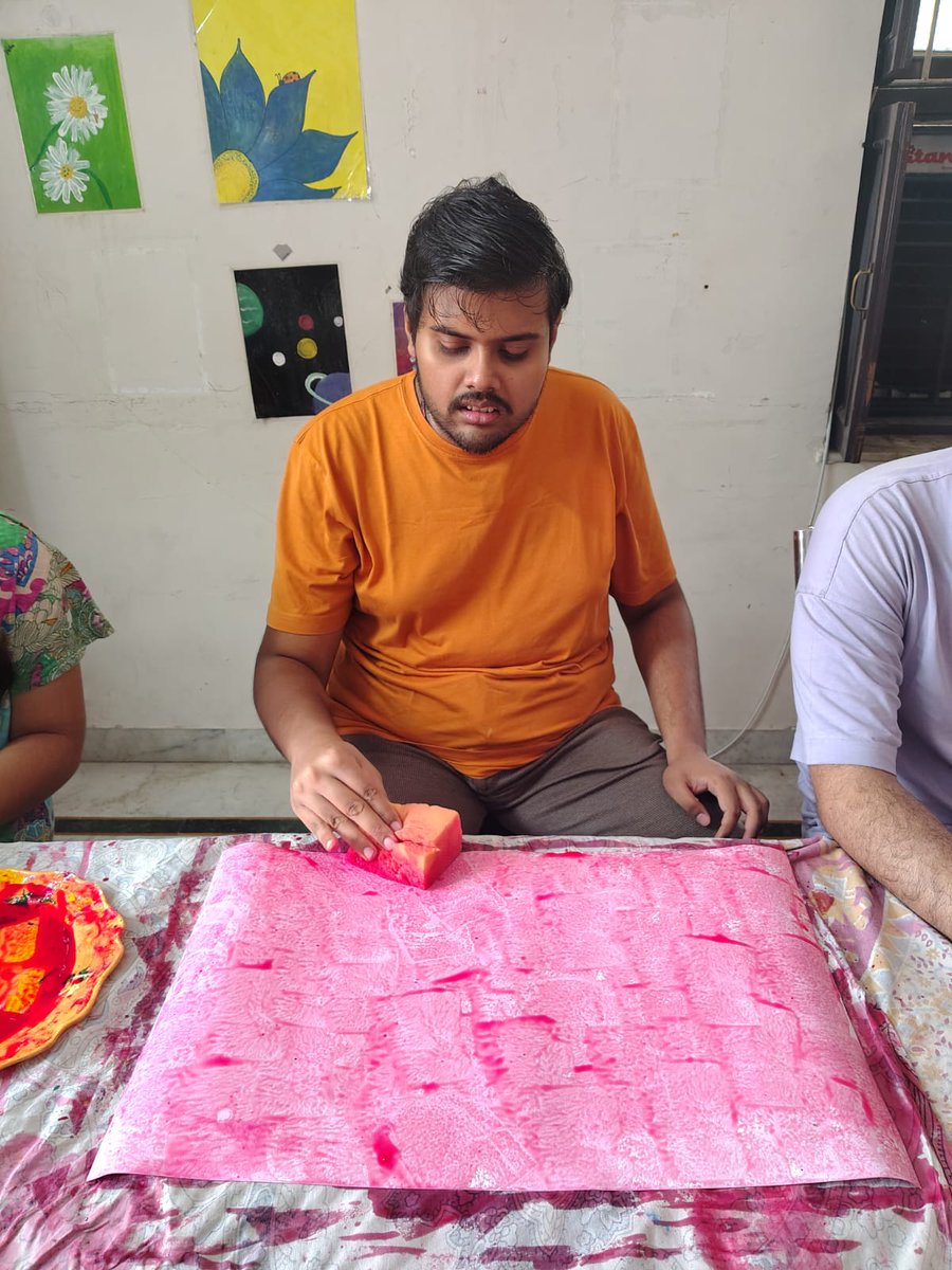 autistrys's tweet photo. Autistrys Art Corner | Color Stamping Activity for Skill Development https://t.co/GNFr5uxAxN