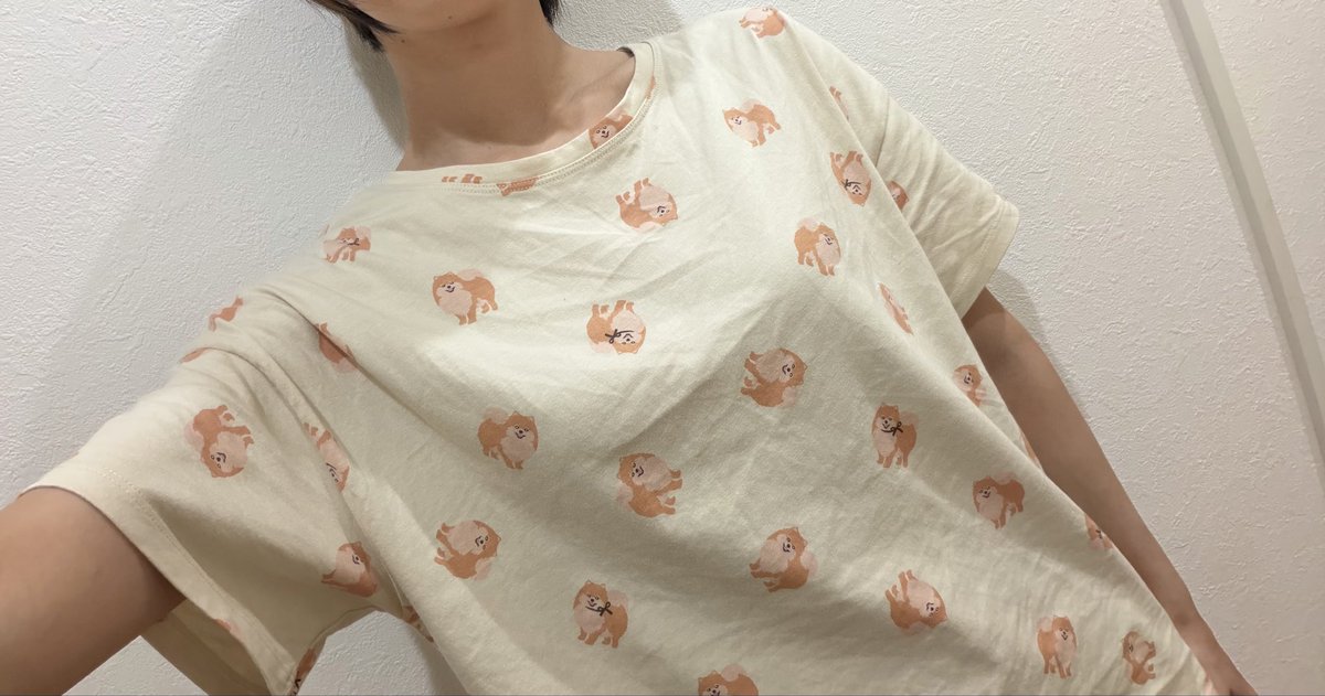 kuroshowroom's tweet photo. 私ごとですが、

兄が結婚しまして
新婚旅行のお土産の
オルゴールが可愛かったw
選曲はさすが兄妹だなw
癒された(笑)

そんでプレゼントして貰ったパジャマが、もうポメマニアでしかない🤣🤣
ババも母も兄も私も
ポメラニアン好きです🐕

隠れブラコンの妹より
兄、兄嫁、幸あれ😚😚 https://t.co/dHeCEbFOee