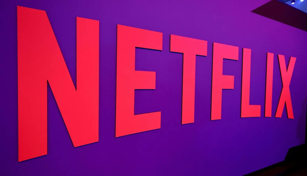 GiovannaDiTroia's tweet photo. 💥 #Netflix punta sui video brevi e apre ai contenuti degli editori

>>> https://t.co/dJ3Ceq6UB2 <<<
In diretta dal canale #Telegram #GioDiT

#socialmedia #digitale #storytelling #app #tech #IntelligenzaArtificiale #innovation #food #travel #3agosto https://t.co/mn2CfBTnHD