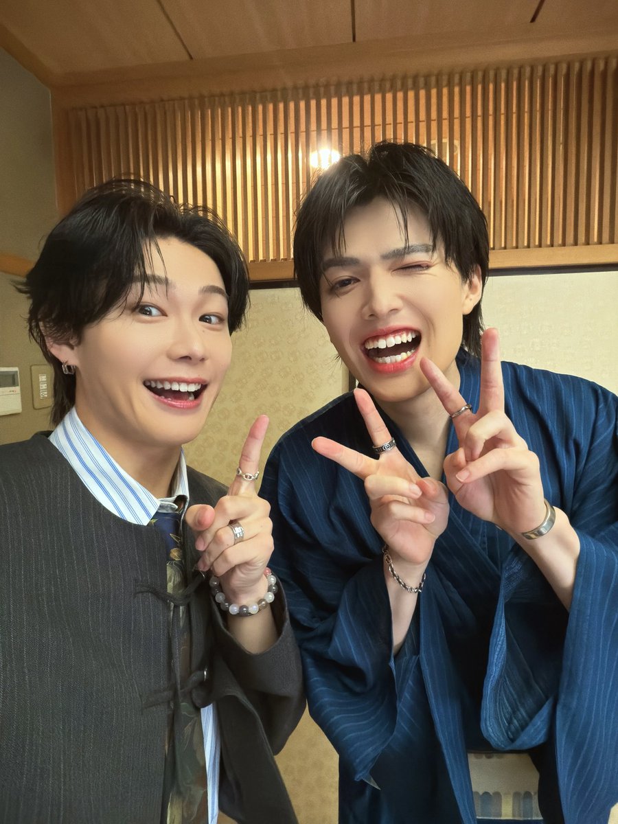 tomoya_isihara's tweet photo. 怜次君のBirthday Eventありがとうございました！お客様皆暖かくて！！
一緒に祝えて幸せでした！！
これからも怜次君の役者人生が素敵なものに
なりますように！ https://t.co/jhLBxQ8Lsq