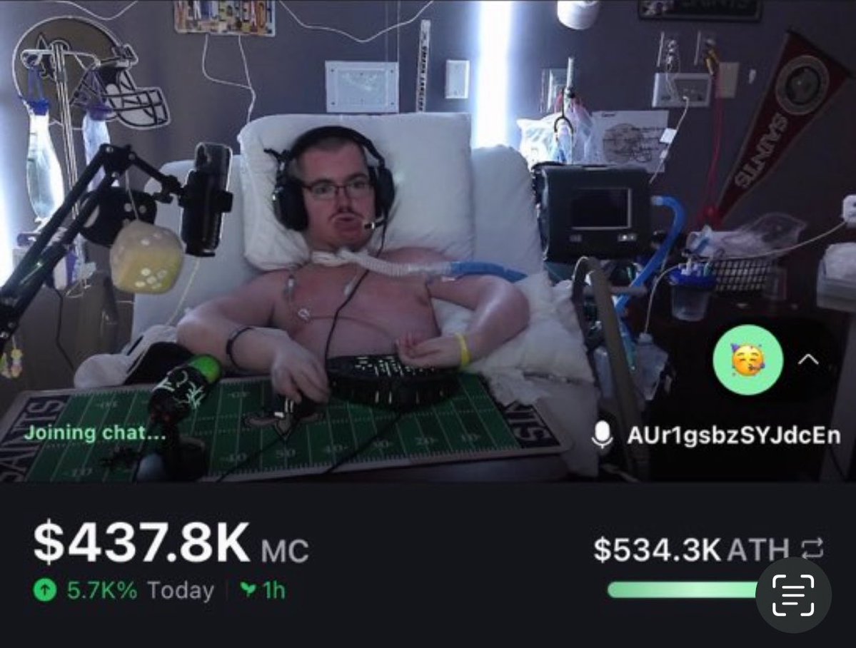 TheMisterTurtle's tweet photo. this nigga was rugging shitters from his death bed 

being broke is a choice 

you have no excuse https://t.co/1VDygCxW7j