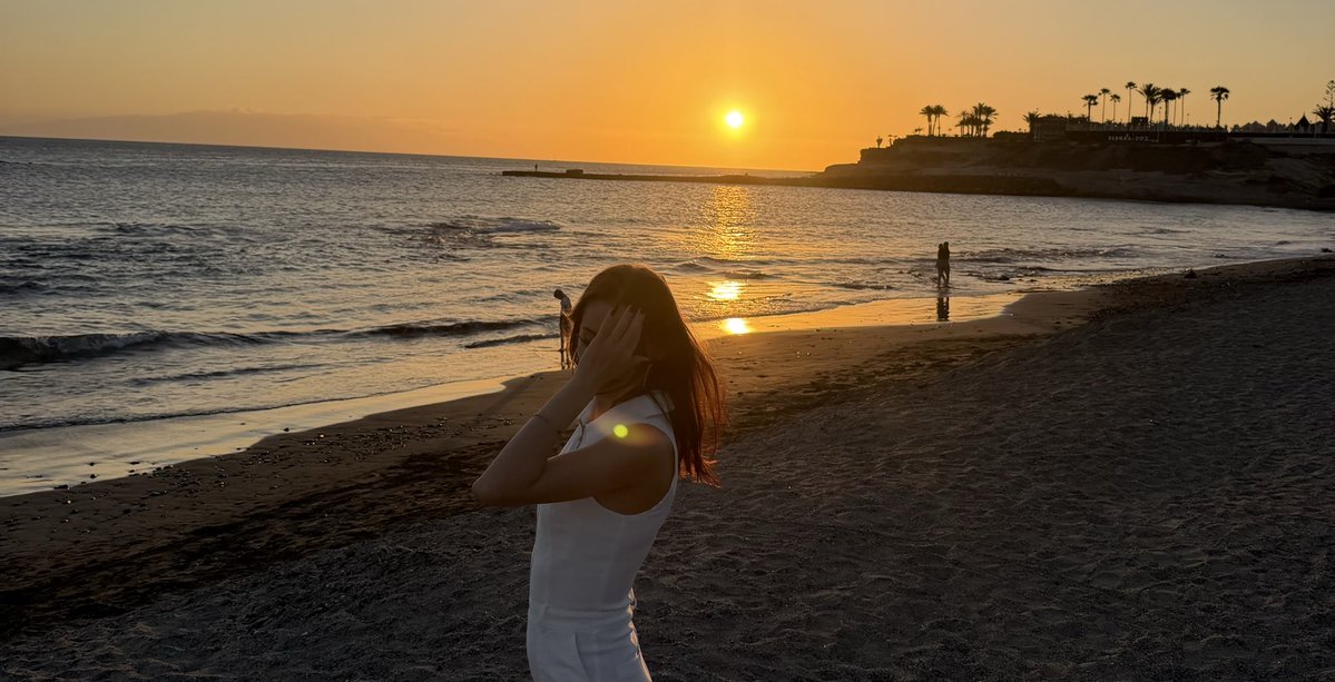 ria_reigns's tweet photo. 😭💔 EMERGENCY UPDATE FROM VACATION – I DON’T KNOW IF I CAN KEEP GOING 💔😭

Boys… I’m sitting here stressed out while typing this. We were supposed to be enjoying this dream vacation and creating so much hot content for you… but everything just fell apart.

Right after posting from our new spot, Reddit banned my account. I’m completely locked out and the appeal process is going to take days, maybe longer.

Our main social media page is gone just like that. Our vacation is completely destroyed. Instead of relaxing and creating, I’m broken, stressed, and honestly questioning everything. This is too much. I’m not sure I can keep making content if this kind of thing keeps happening…

I hate even saying this, but if I don’t get real support right now, I might not be able to continue. I need you guys more than ever.

How you can help me right now (please):

‼️ Go to my OnlyFans and send a Tip – every dollar matters
❤️ Renew or extend your subscription tonight
❤️ Turn on auto-renew if you haven’t already
❤️ Drop love & support in the comments