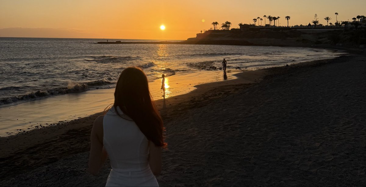 ria_reigns's tweet photo. 😭💔 EMERGENCY UPDATE FROM VACATION – I DON’T KNOW IF I CAN KEEP GOING 💔😭

Boys… I’m sitting here stressed out while typing this. We were supposed to be enjoying this dream vacation and creating so much hot content for you… but everything just fell apart.

Right after posting from our new spot, Reddit banned my account. I’m completely locked out and the appeal process is going to take days, maybe longer.

Our main social media page is gone just like that. Our vacation is completely destroyed. Instead of relaxing and creating, I’m broken, stressed, and honestly questioning everything. This is too much. I’m not sure I can keep making content if this kind of thing keeps happening…

I hate even saying this, but if I don’t get real support right now, I might not be able to continue. I need you guys more than ever.

How you can help me right now (please):

‼️ Go to my OnlyFans and send a Tip – every dollar matters
❤️ Renew or extend your subscription tonight
❤️ Turn on auto-renew if you haven’t already
❤️ Drop love & support in the comments