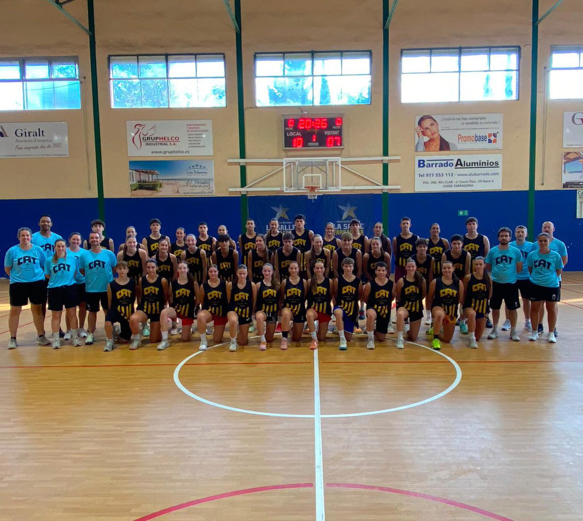 FCBQtecnic's tweet photo. CAMPUS | 🏀 Ens acomiadem d'una setmana plena de bàsquet al campus de seguiment U15. Agraïments a tots els jugadors i jugadores per la feina feta. 🚀
@lasalletgn https://t.co/MpFyVZzoYA