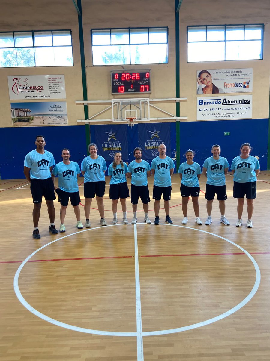 FCBQtecnic's tweet photo. CAMPUS | 🏀 Ens acomiadem d'una setmana plena de bàsquet al campus de seguiment U15. Agraïments a tots els jugadors i jugadores per la feina feta. 🚀
@lasalletgn https://t.co/MpFyVZzoYA