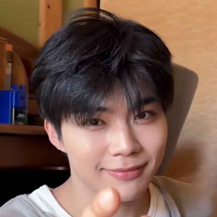 wookbao's tweet photo. little dumpling face…eats u https://t.co/HqWL3wZy5C