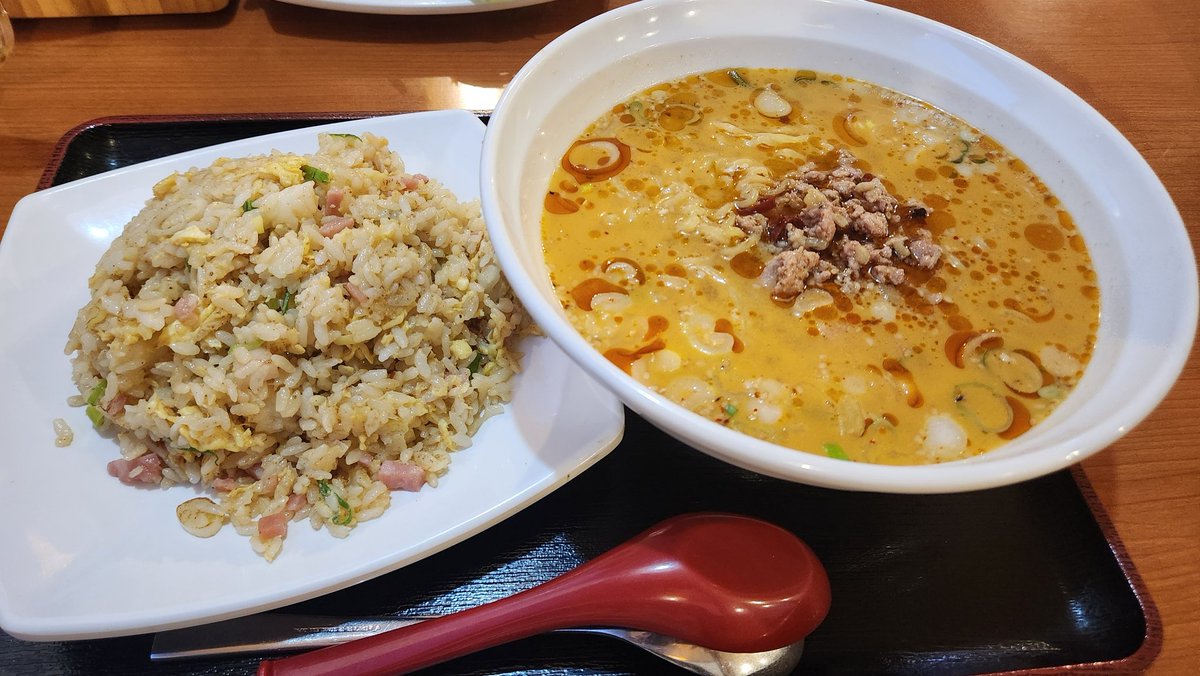 mikottogm's tweet photo. チートデイってのはこうやるんよ https://t.co/Zs5LMjpKr6