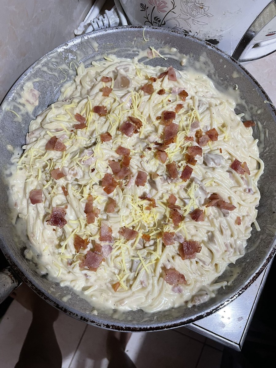 nyxvoidd_'s tweet photo. Sana gets niyo ako sa carbonara https://t.co/ATfIfYqUkx