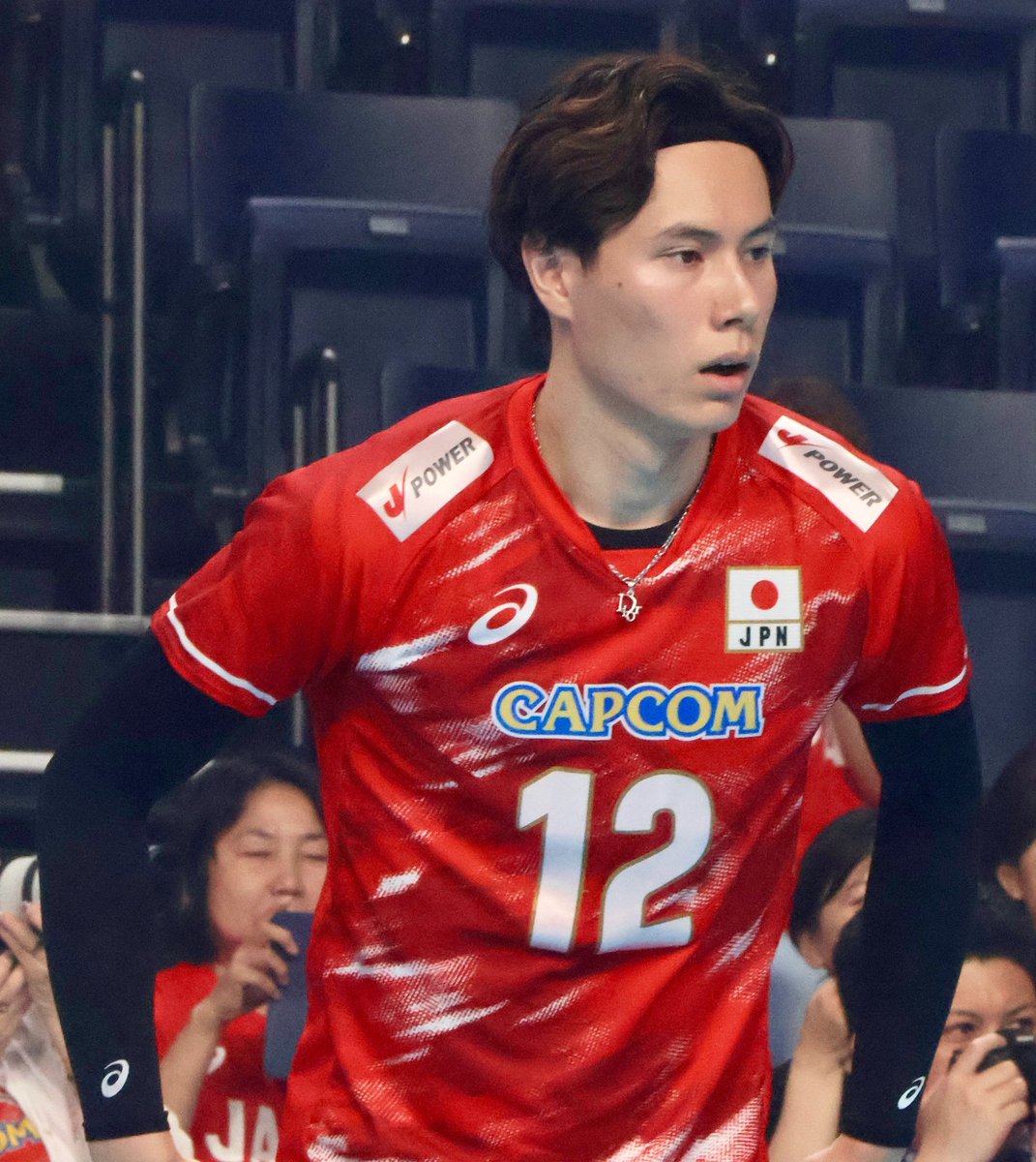 CoHicchix's tweet photo. 【2026.7.10  国際親善🆚 カナダ🇨🇦⭕️3-1
📍沖縄サントリーアリーナ】
公式練習中の藍くん💖

ヘアバン藍くん💕
たつらんが楽しそう過ぎて最高🥰

#髙橋藍
#takahashiran 
#日本代表
#国際親善試合
#藍くん大好き https://t.co/s4crYiFyPP