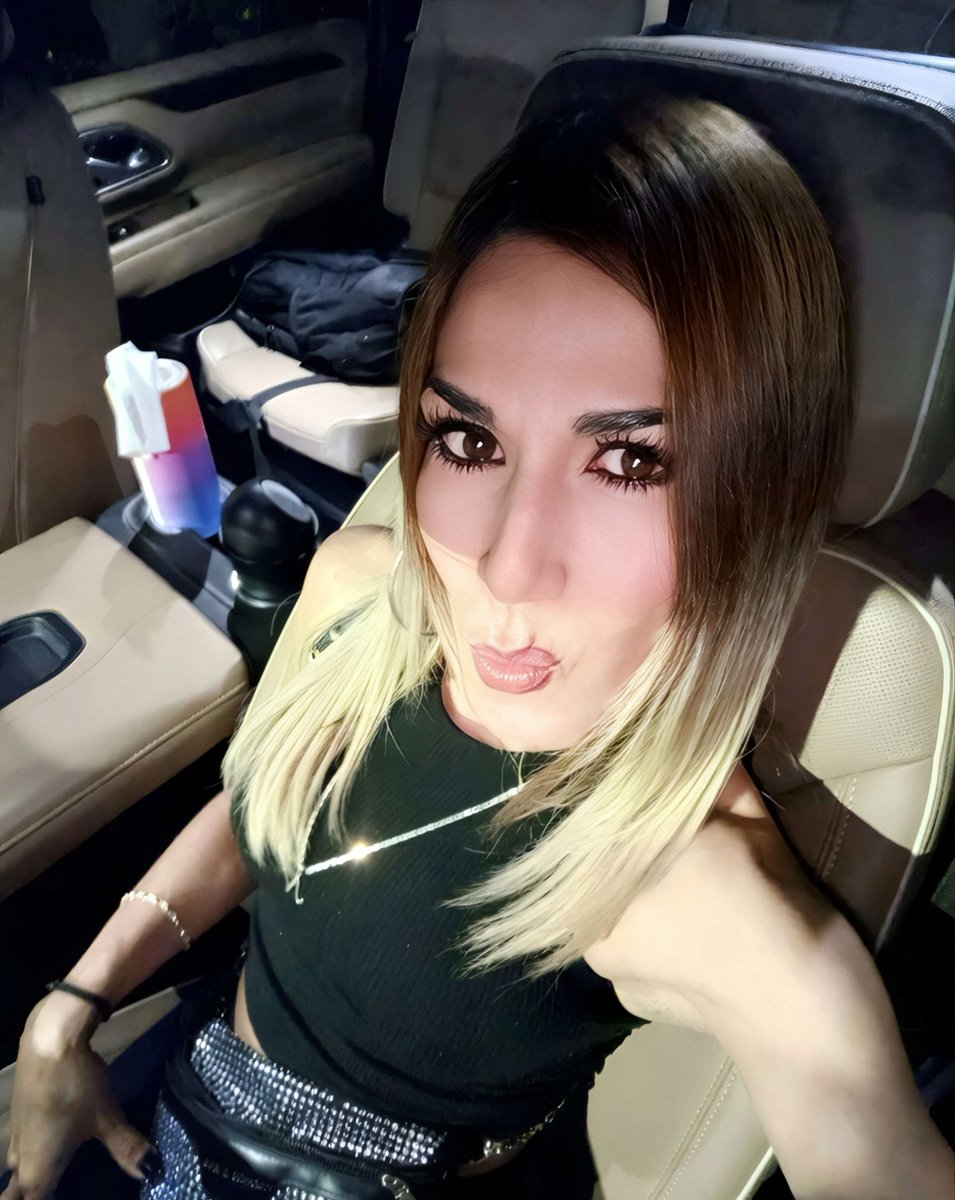 BBYPOKET's tweet photo. Días 💖

#chacalescogelones #shemale #shemalecreampie #transcdmx #creampie #mexico #scort #ladyboy #exhibitt #transgirl #sinmiedoalexito #infiel #putainfiel #SwingersMéxicoCDMX
Salí a cenar 😊
Y regrese con hambre 😅

👀
👅 https://t.co/8CfgHKp3bY