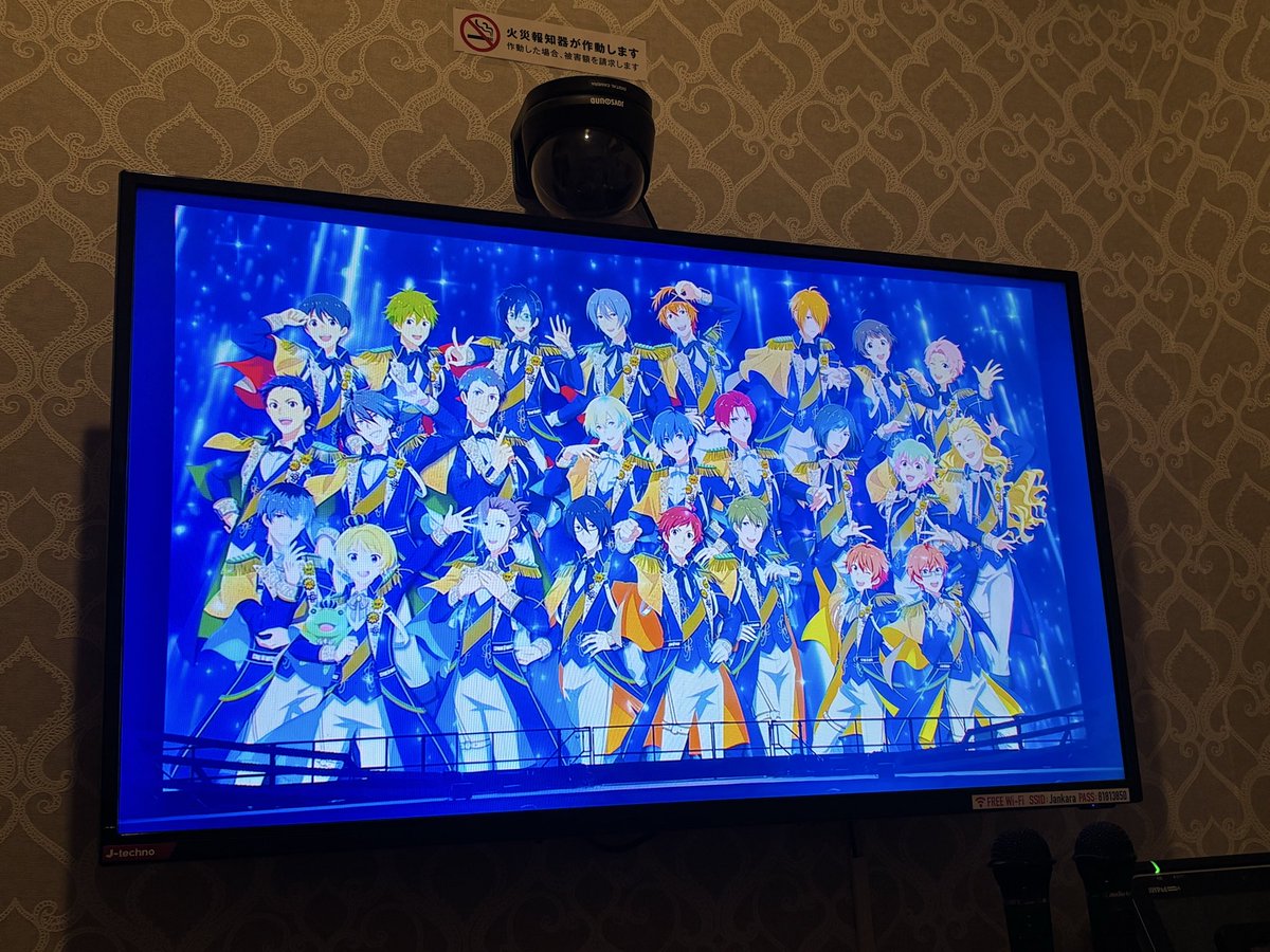 monimuni_555's tweet photo. カラオケしながらするお絵描きするオフ会、超絶楽しかったです😌💕隣で神絵が生産されていくのワクワクドキドキで楽しかったからまたやりたい✨ https://t.co/lzTjXtnXp4