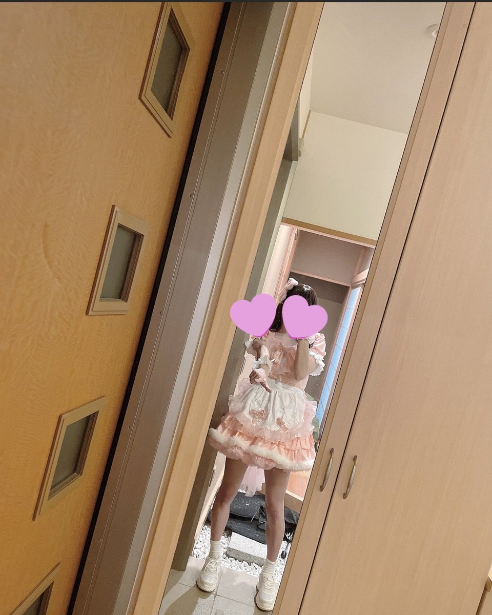 bo__yuna's tweet photo. 男の娘がアイドルでポーズしてみた https://t.co/KGoLfWSPZL