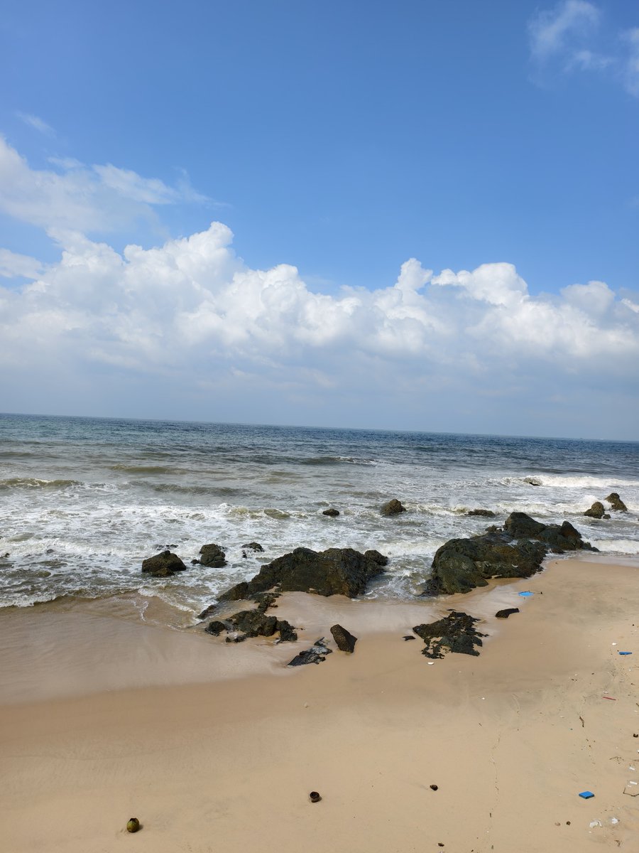 luuhongthu2's tweet photo. Cần tìm ladyboy phan thiết https://t.co/M8obMGWhFl