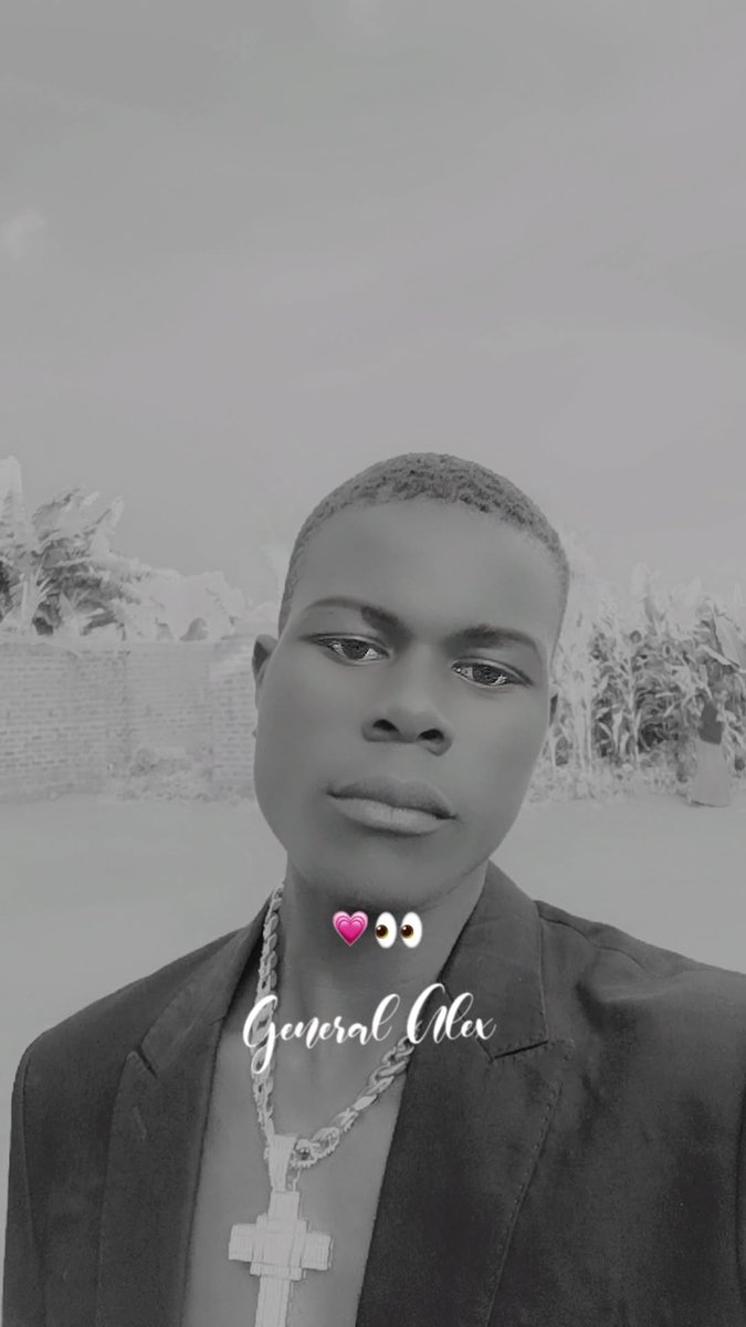 GeneralAle1ed6's tweet photo. Most handsome man from Africa 😛😜😜💪 https://t.co/og0S9WdOmm