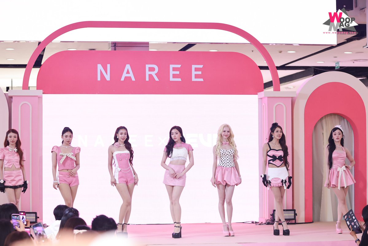woopmag's tweet photo. สดใสเกินต้าน "4EVE" นั่งแท่น Face of NAREEเปิดตัว "NAREE Perfect Touch Blush" เสิร์ฟความคิ้วท์แบบตะโกน

#NAREEx4EVE #NAREE #4EVE
#NAREECuteNeverFadesEvent   #NAREEMAKEUP https://t.co/f7fml4JYnV