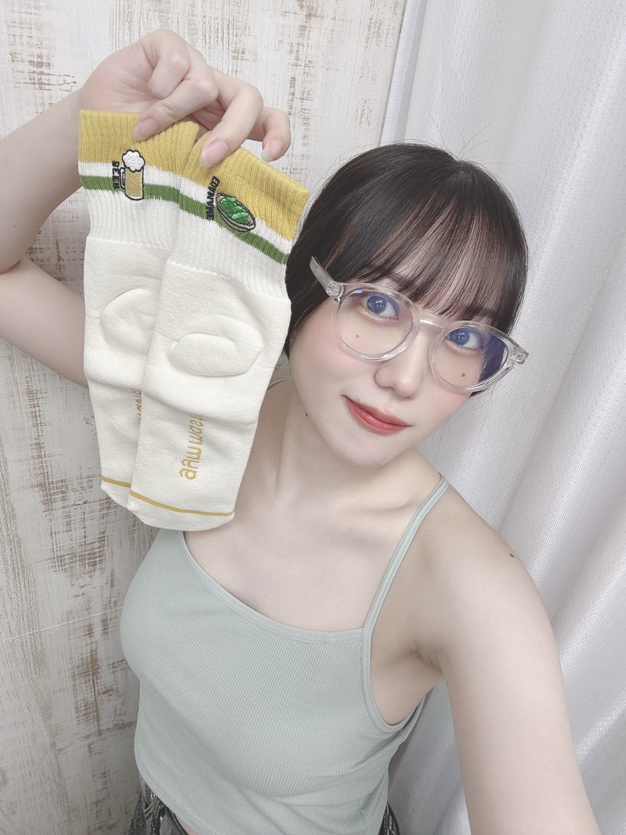 arikawatomori's tweet photo. とぉっってもかわちぃくつしたを
燈柱さんからいただいたっ♡

いっぱいはくんだぁ🫛🍺 https://t.co/AFXNdyX2EV