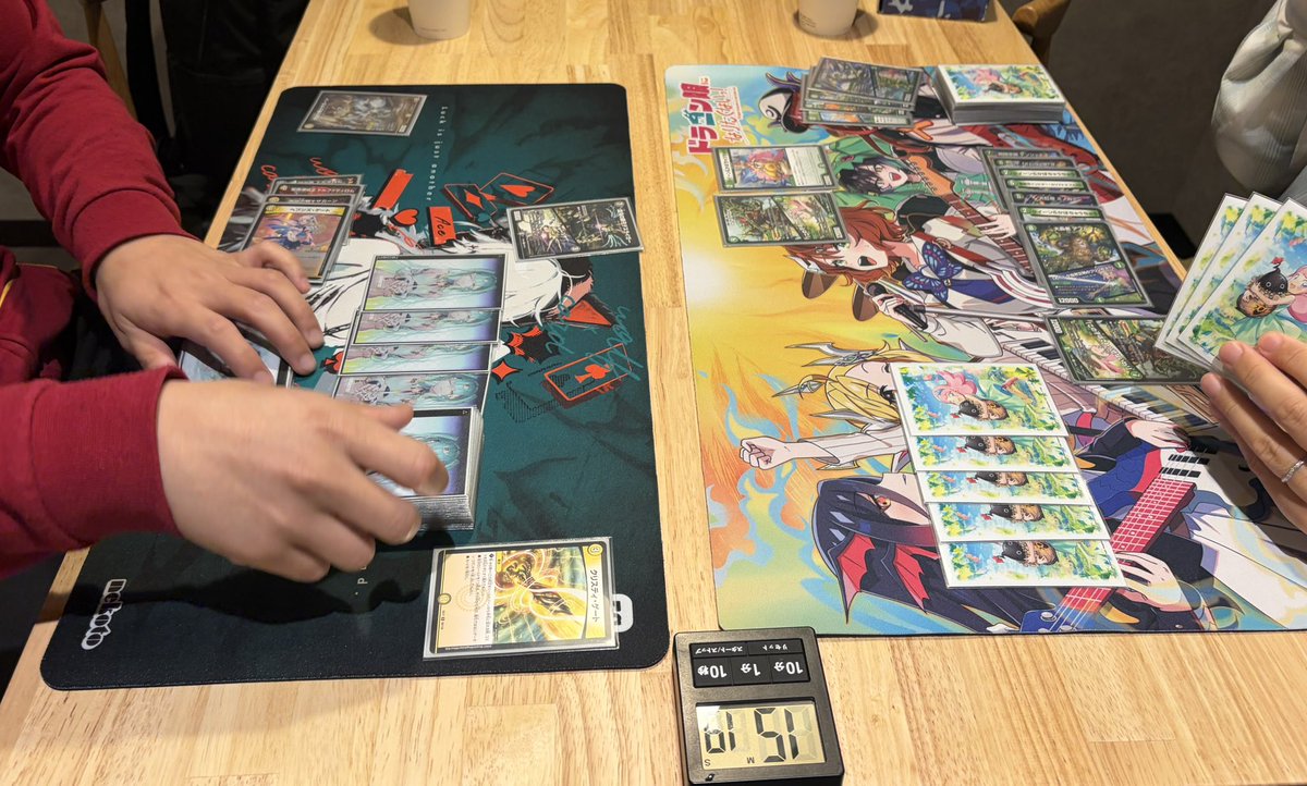COLLECT_BiVi's tweet photo. 📸👀コレクトウォッチング👀📸

19時から開催の
デュエル・マスターズ　オリパ争奪戦
の様子です👀🌱

どちらが優勝を手にするのか…❗️
結果のポストをお楽しみに🙌
（いっちゃん） https://t.co/5cFOPcqwju