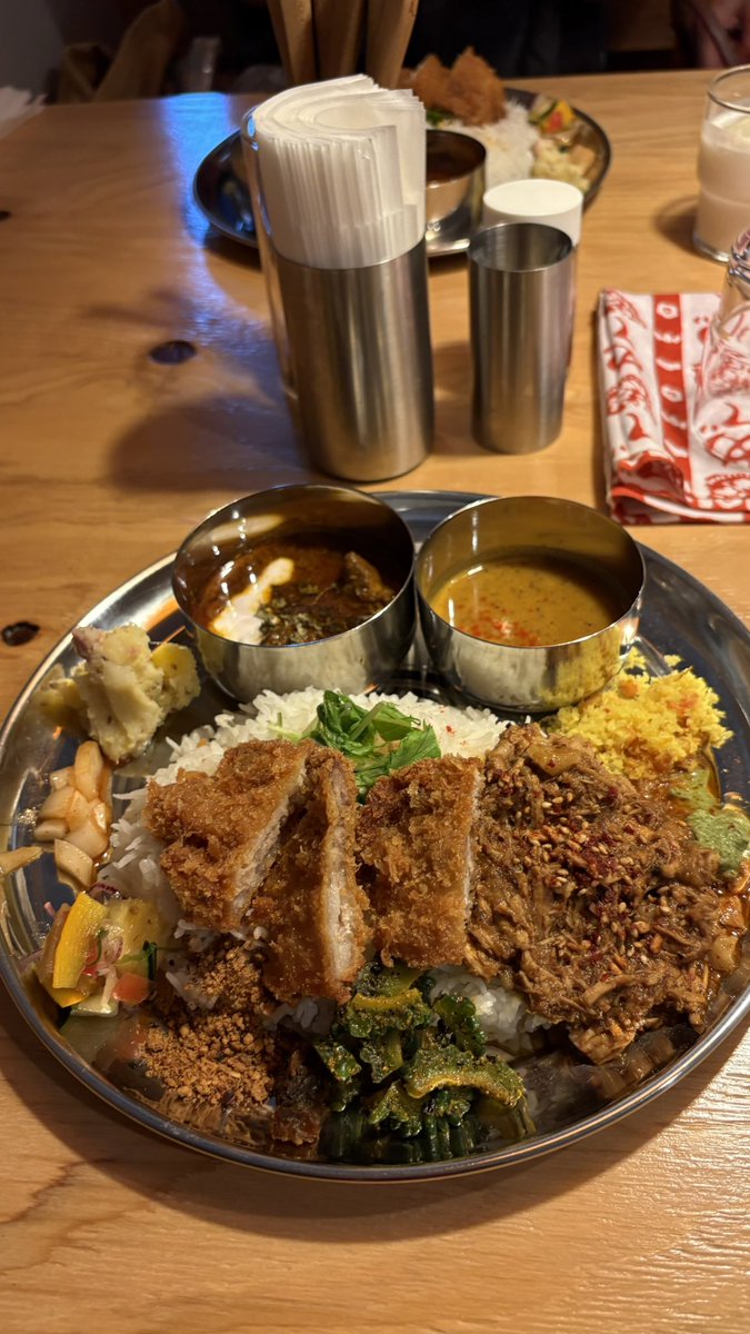 houteng0223's tweet photo. 久しぶりに友達と会ってランチ🍛 https://t.co/YCp76LmxdQ