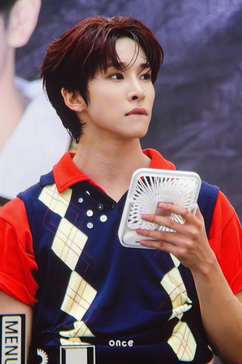 07leon25's tweet photo. 260711 

#트렌드지 #TRENDZ #리온 #LEON https://t.co/GGZe9CpWFD